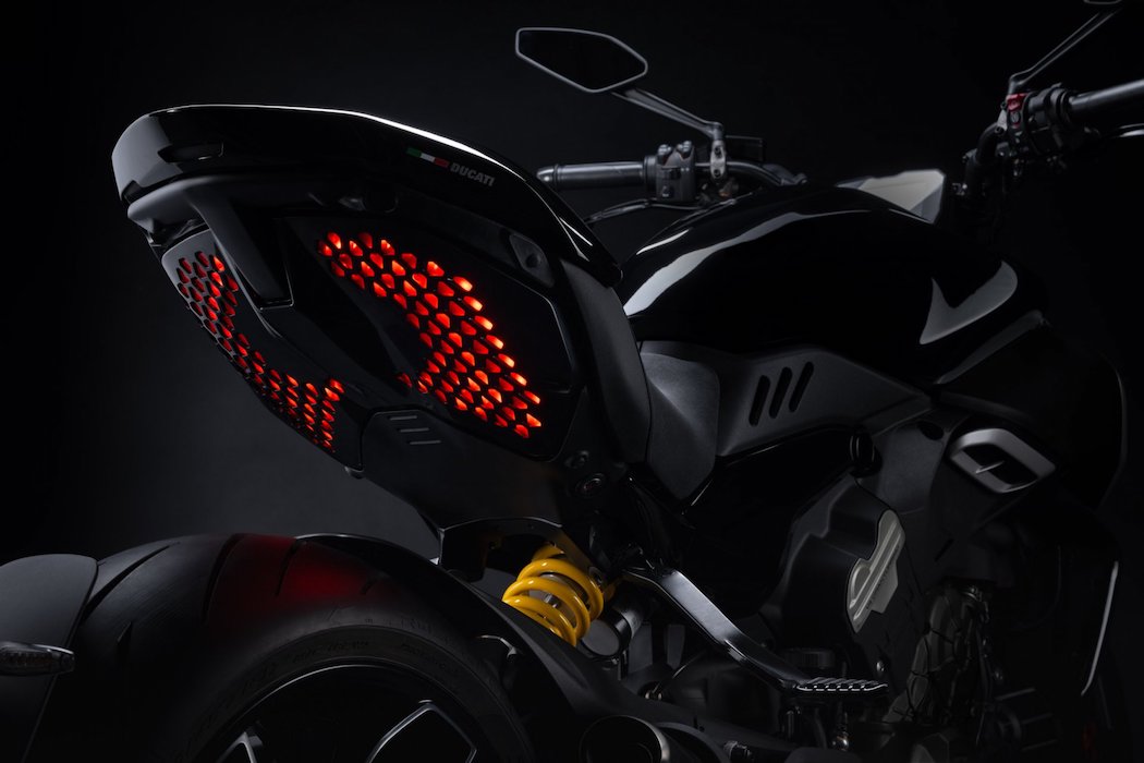 Ducati Diavel V4 achterlicht